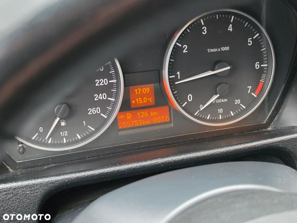 BMW X1 sDrive18i Sport Line - 21