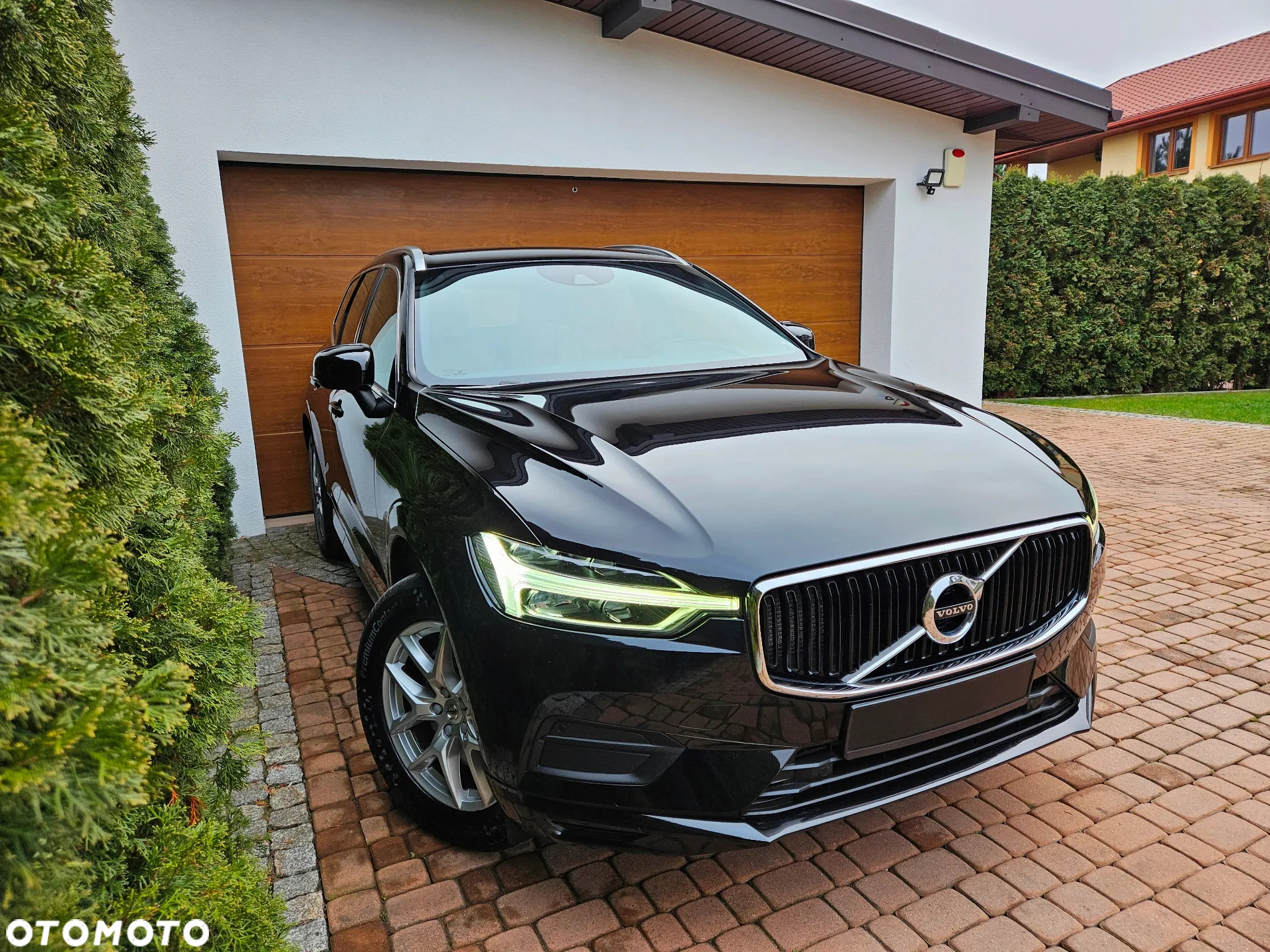 Volvo XC 60 T5 AWD Momentum Pro - 5