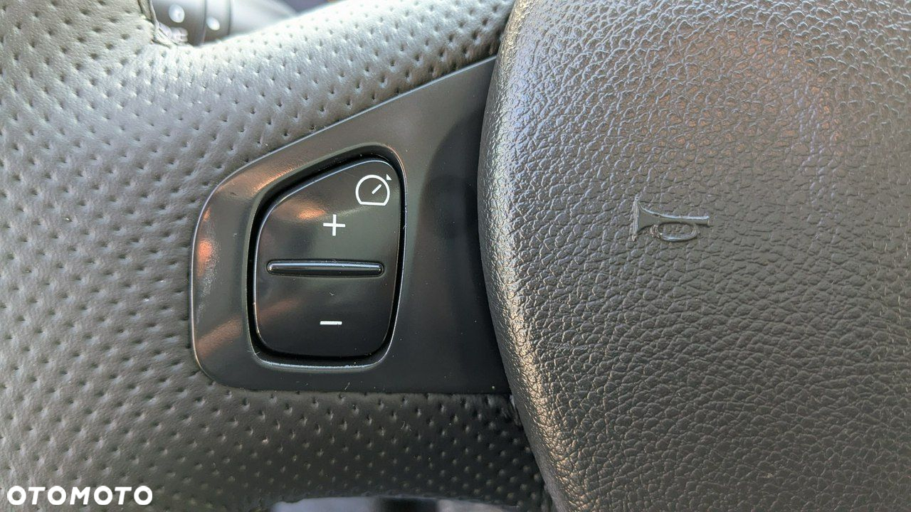 Opel Vivaro - 18