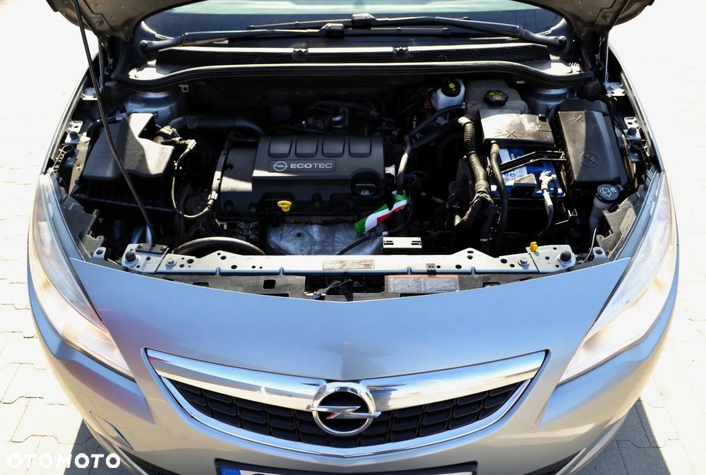 Opel Astra 1.4 Enjoy - 25