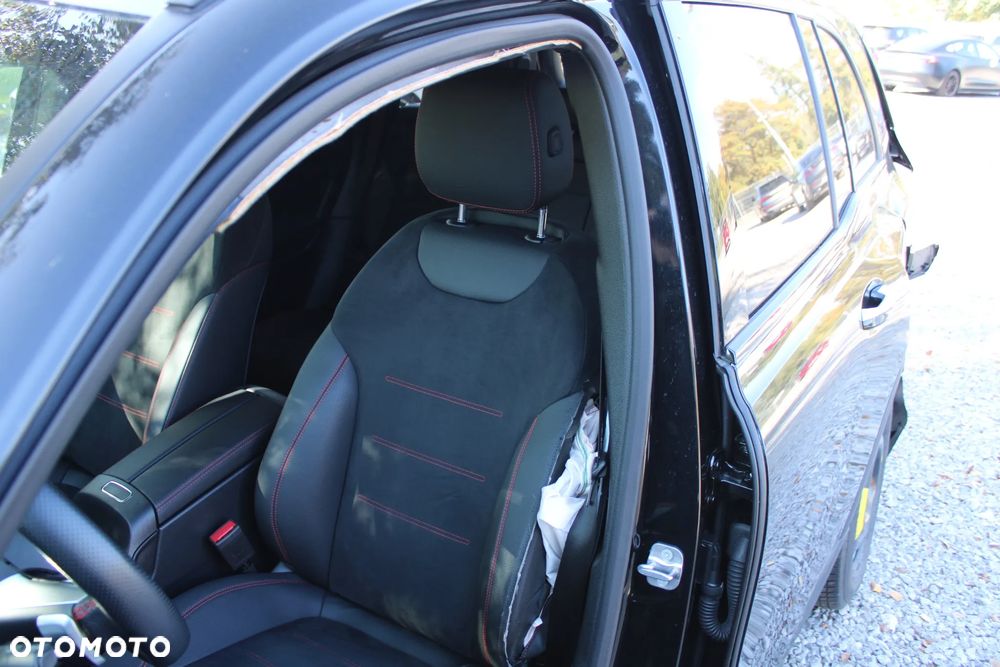 Mercedes-Benz GLB 220 d 4-Matic AMG Line 8G-DCT - 19