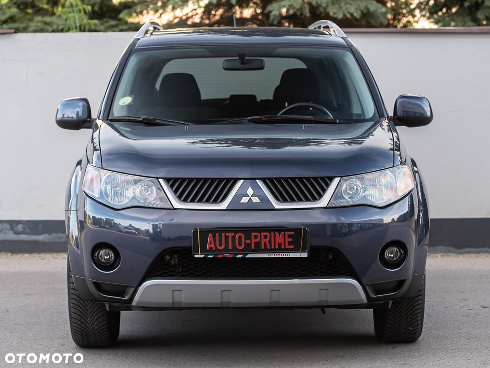 Mitsubishi Outlander - 4