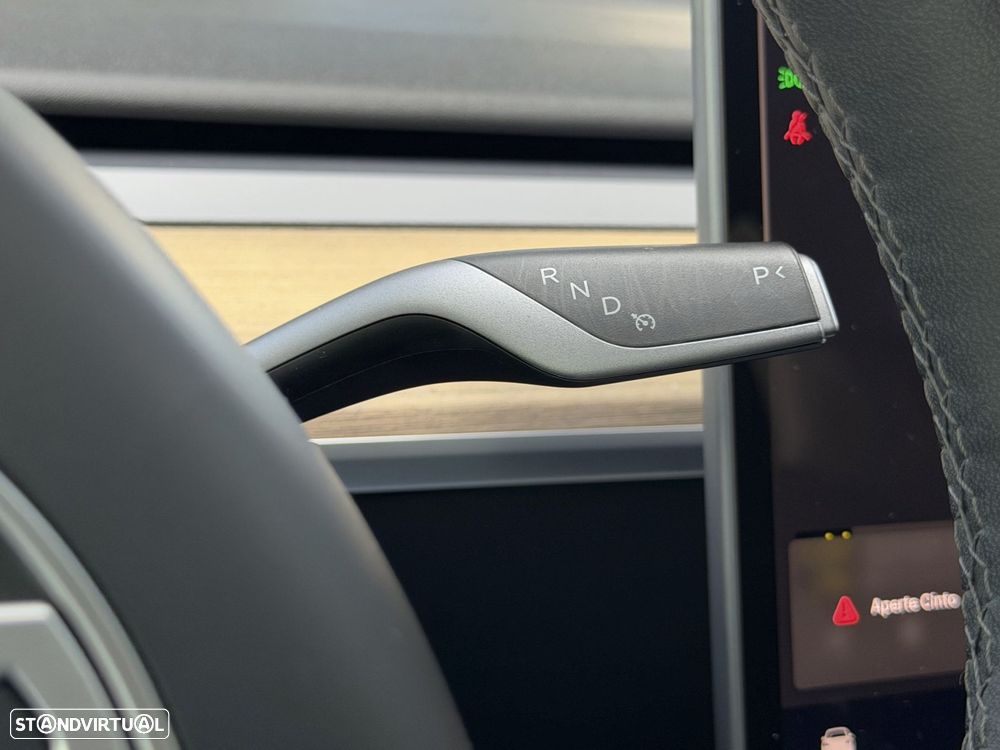 Tesla Model Y Tração Traseira - 27