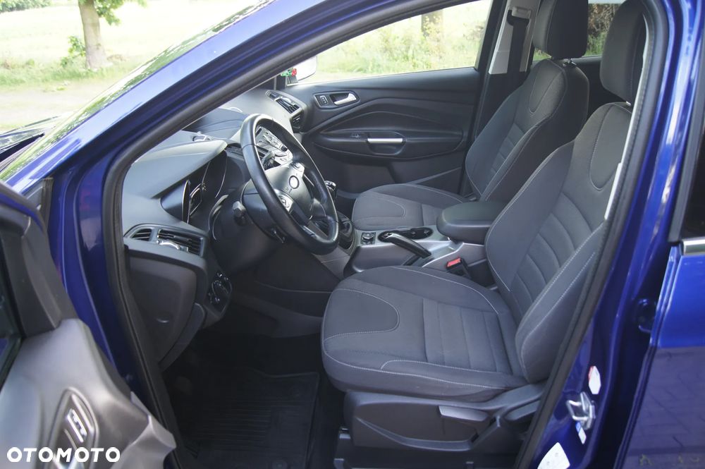Ford Kuga 1.5 EcoBoost 2x4 Trend - 10
