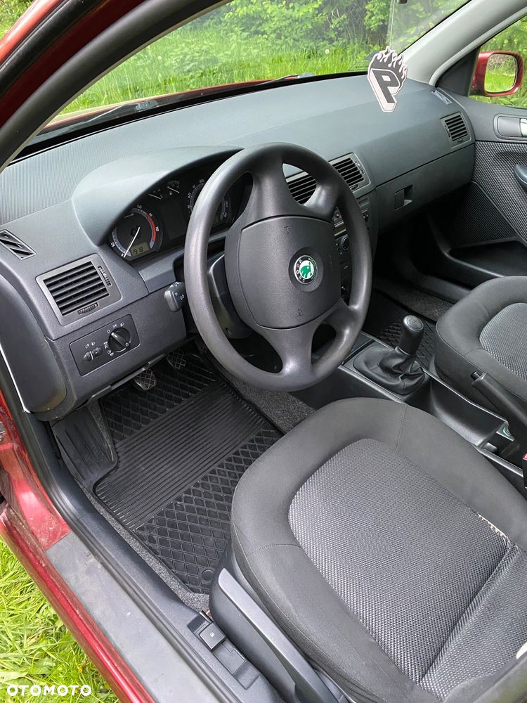 Skoda Fabia 1.4 16V Ambiente - 15