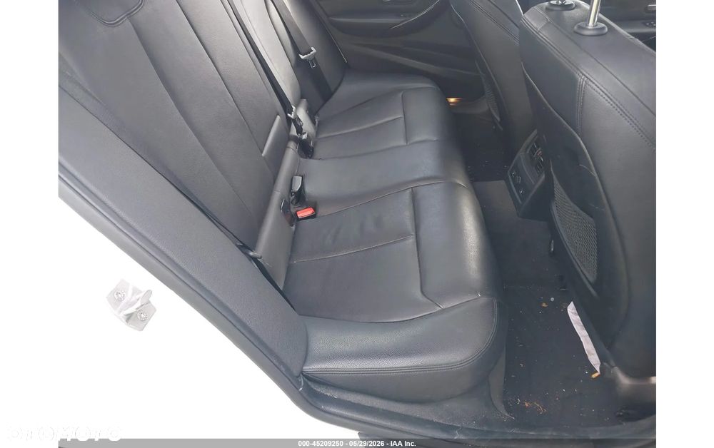 BMW Seria 3 - 13