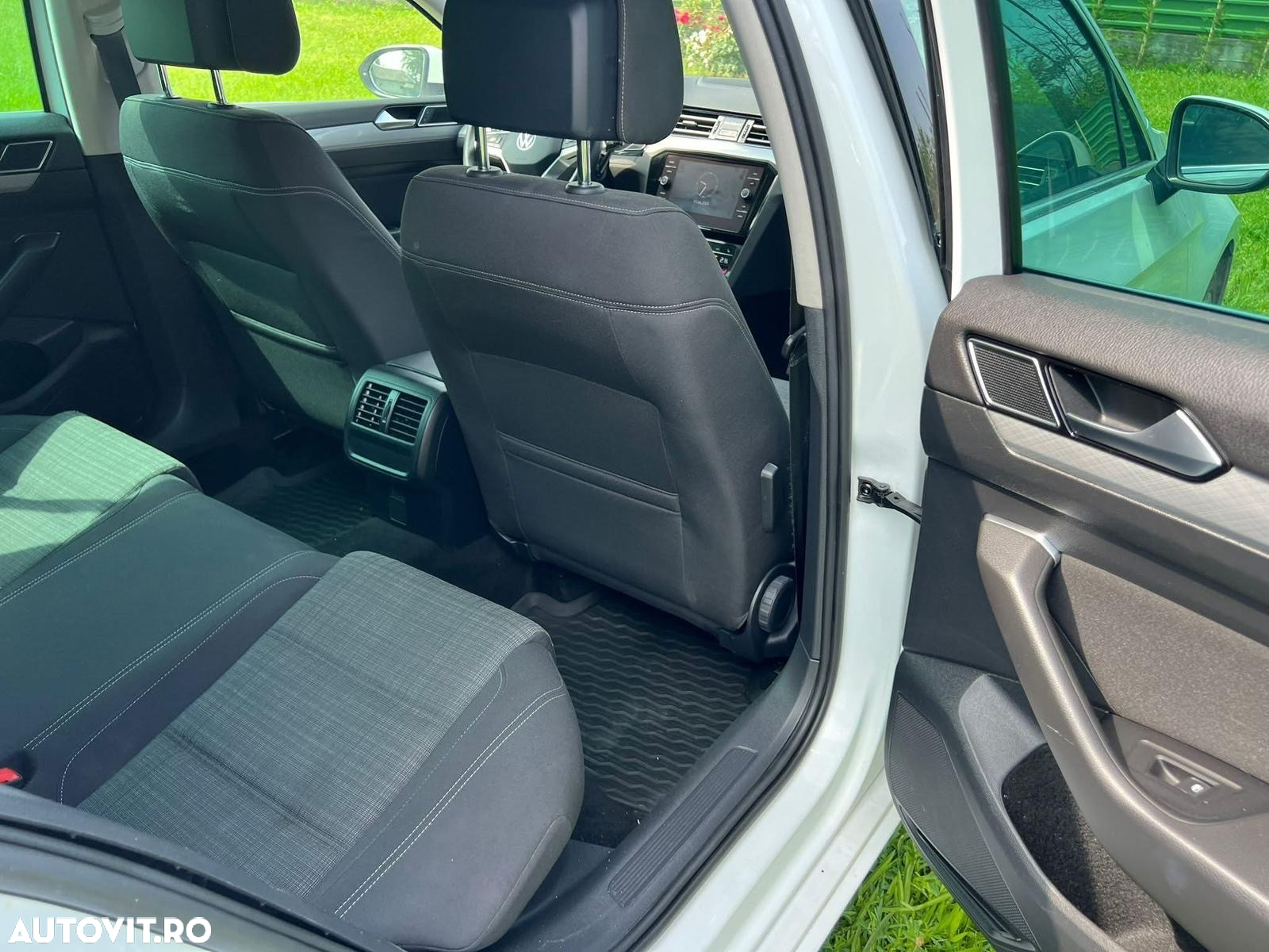 Volkswagen Passat Variant 2.0 TDI DSG Highline - 6