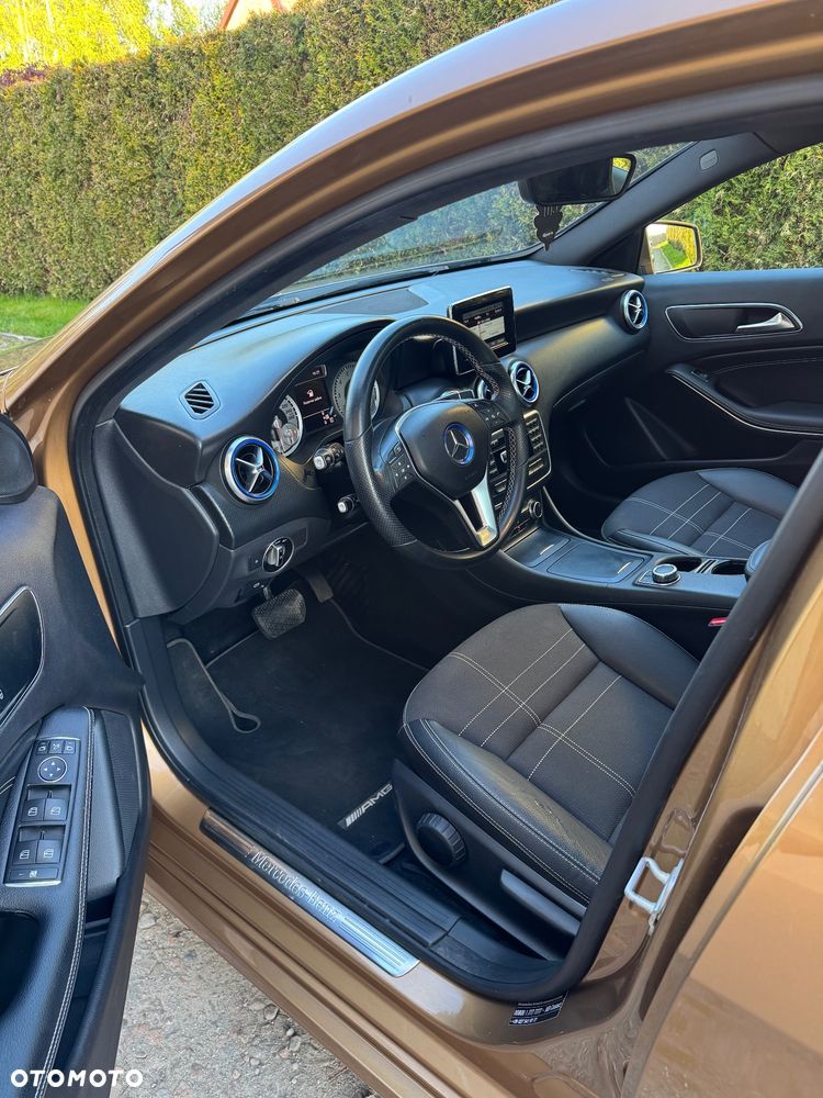 Mercedes-Benz Klasa A 180 (BlueEFFICIENCY) 7G-DCT - 6
