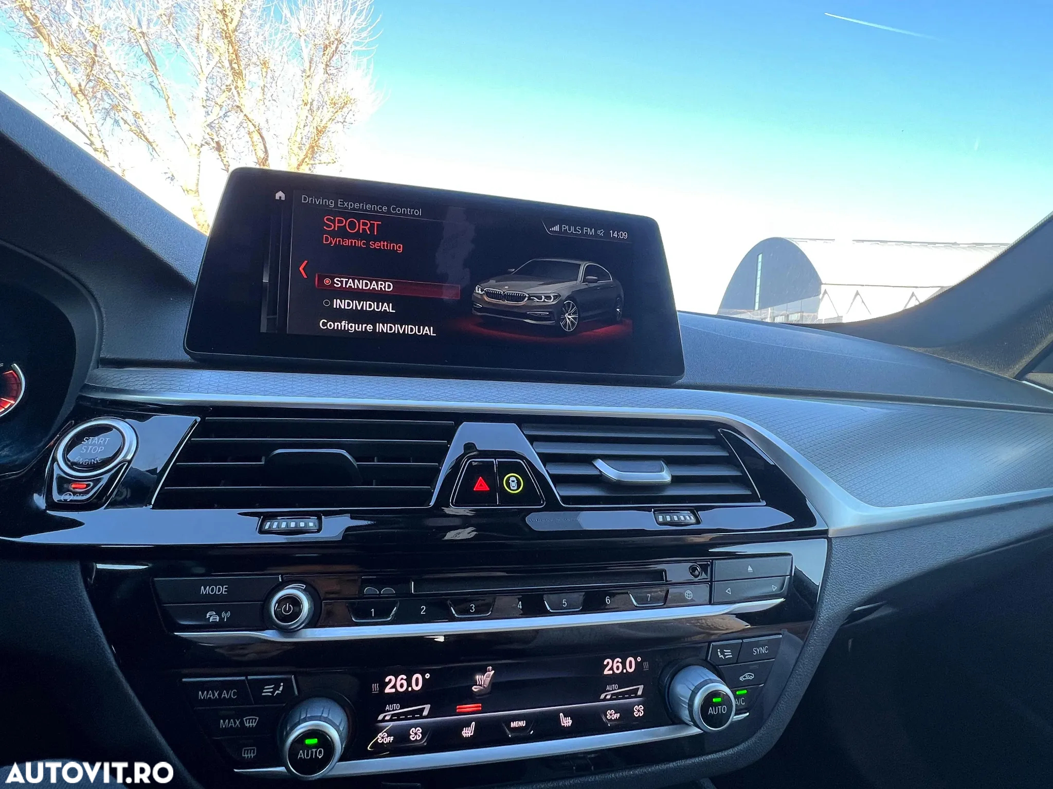 BMW Seria 5 520d xDrive AT - 3