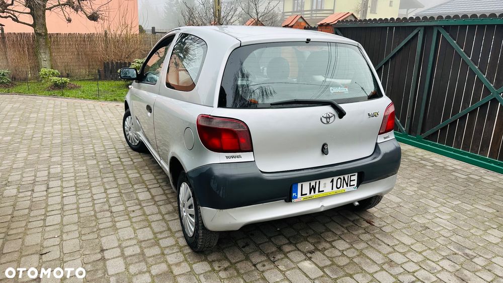 Toyota Yaris - 7
