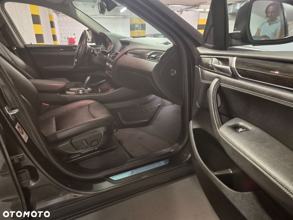 BMW X4 xDrive20i xLine sport - 17