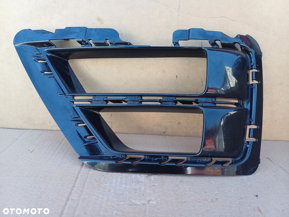 VW Golf VII kratka zderzaka lewa atrapa zaslepka 5G0853665H - 2