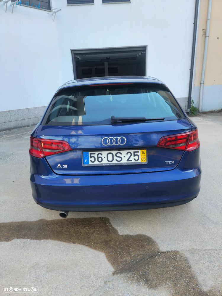 Audi A3 Sportback 1.6 TDI Sport S tronic - 4