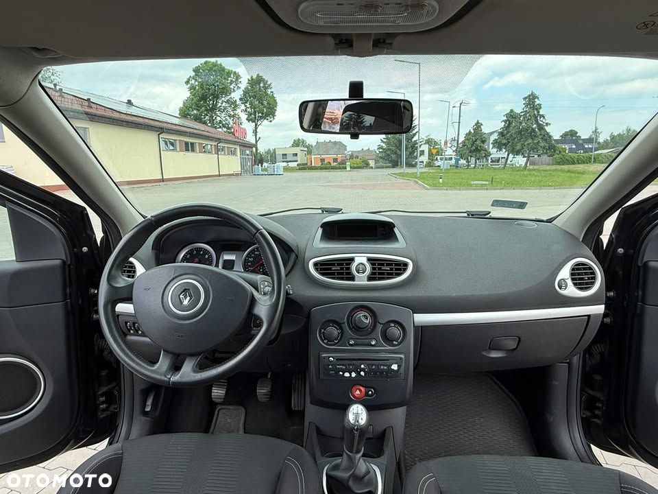 Renault Clio 1.2 16V Alize Euro5 - 17