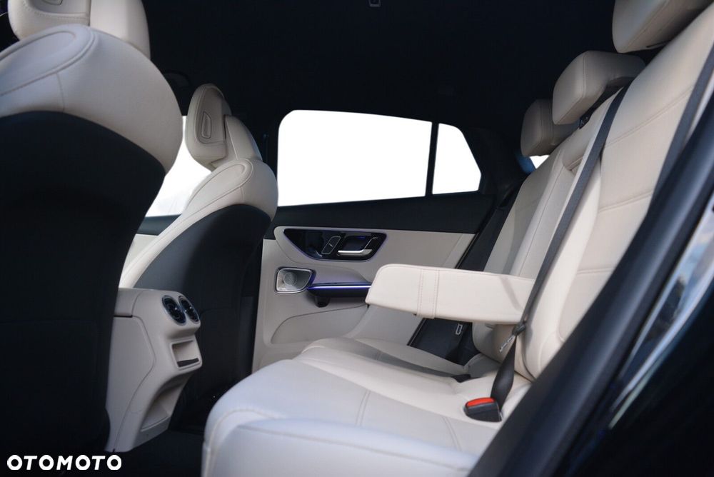 Mercedes-Benz GLC - 9