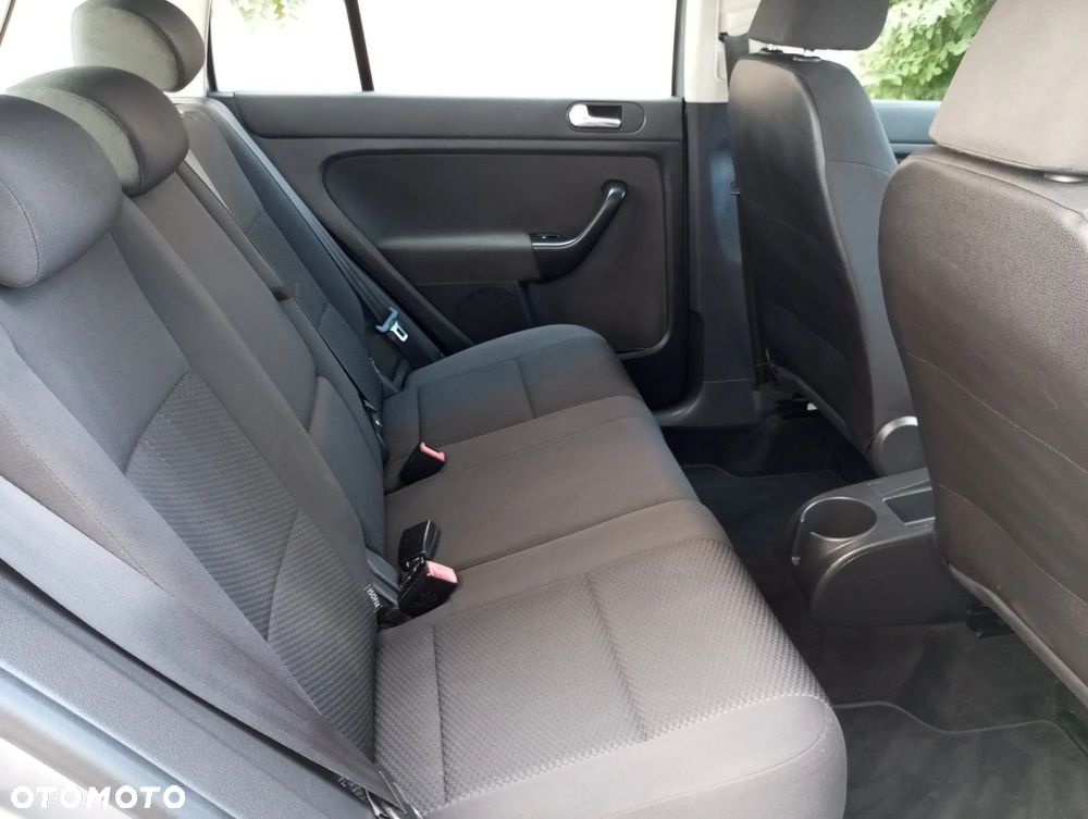 Volkswagen Golf Plus - 7