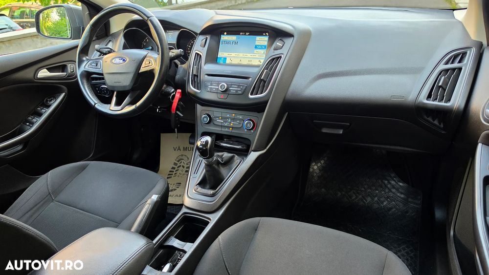 Ford Focus 1.6 TI-VCT Sport - 14
