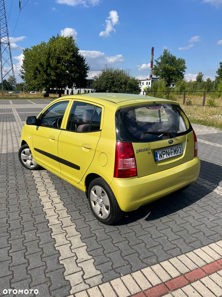 Kia Picanto 1.1 - 16