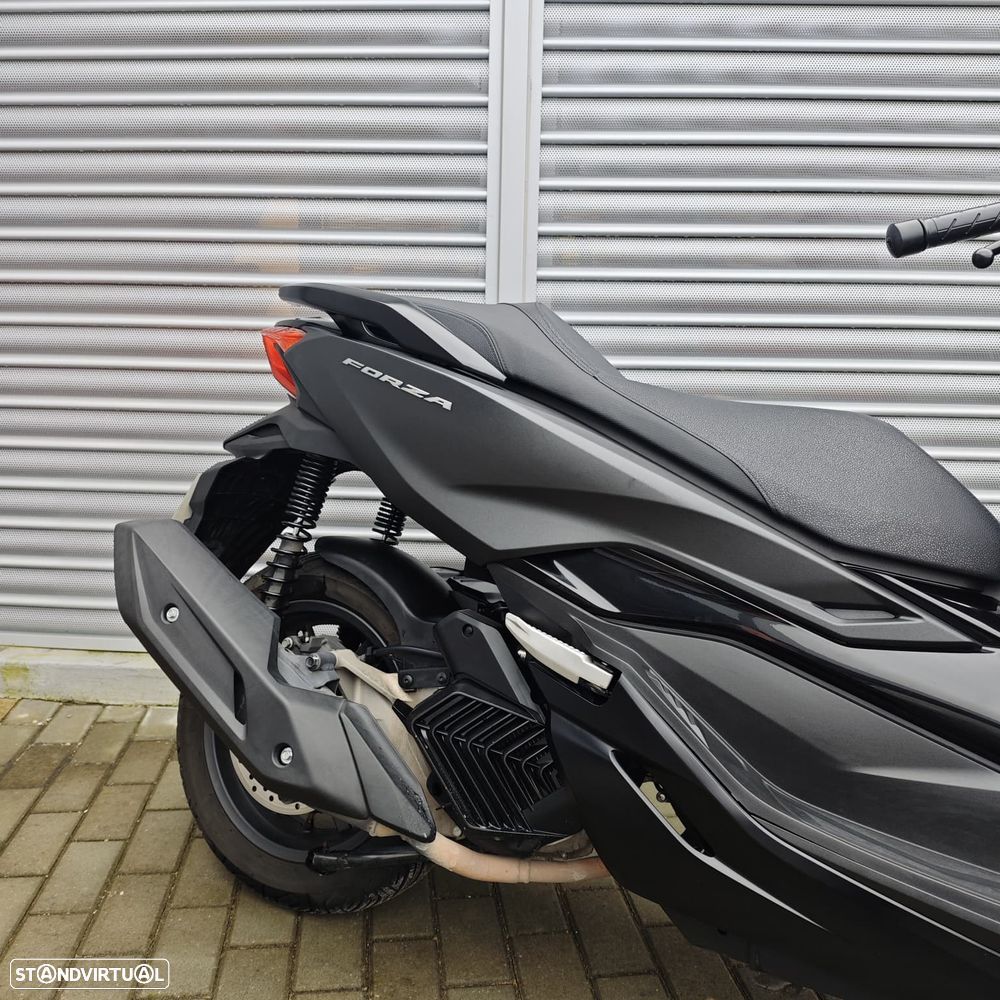 Honda Forza 125 - 11