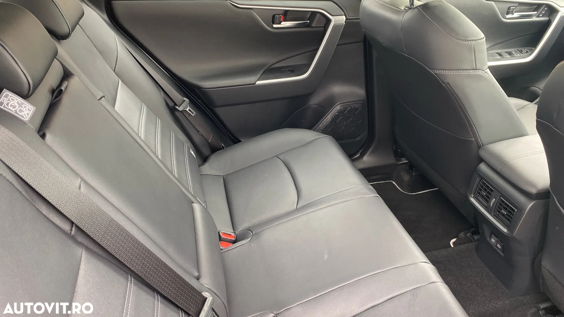 Toyota RAV4 2.5 Hybrid VVT-iE 4x4 Luxury - 7