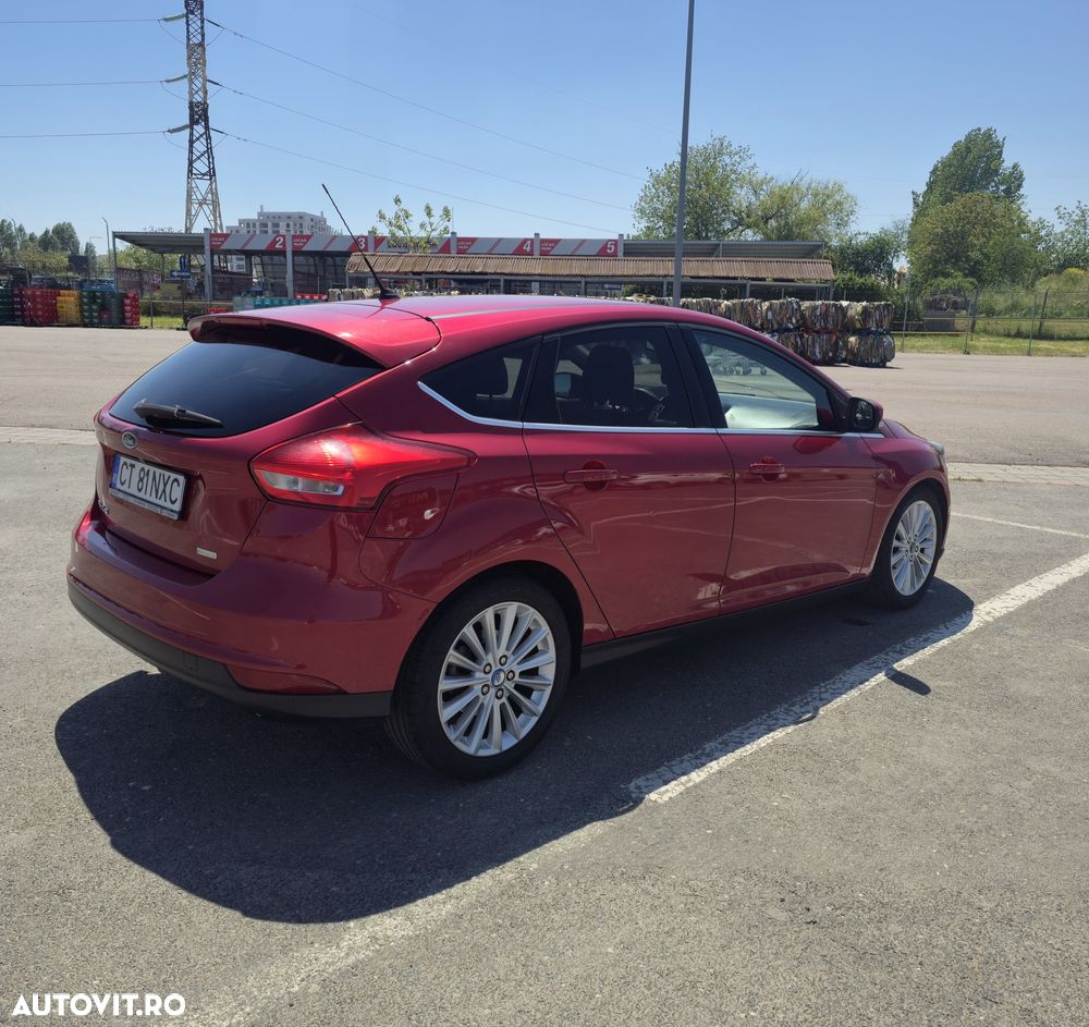 Ford Focus 1.5 EcoBoost Titanium - 3