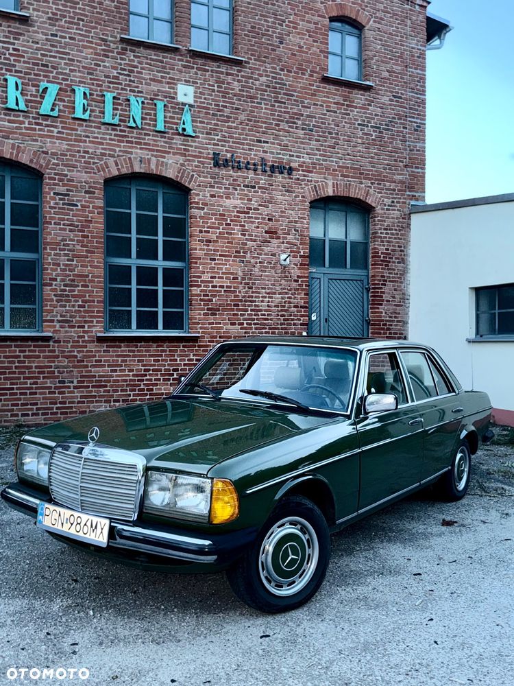 Mercedes-Benz W123 - 3