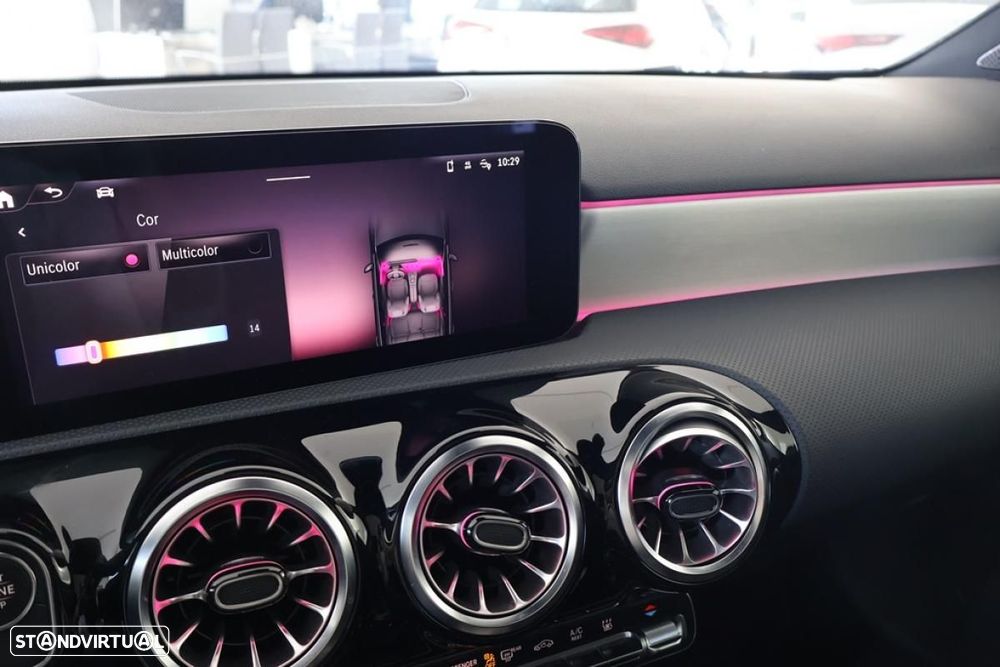 Mercedes-Benz A 250 e - 42