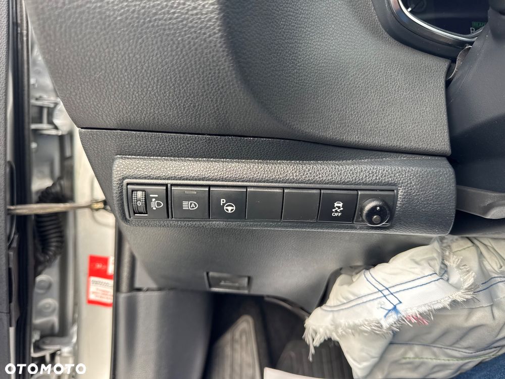 Toyota Corolla 2.0 Hybrid Comfort - 40