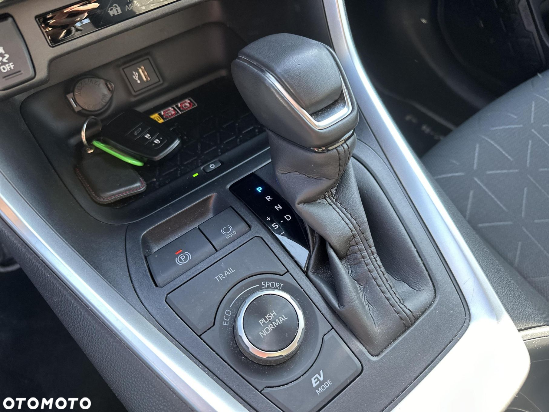 Toyota RAV4 2.5 Hybrid Comfort 4x4 - 16