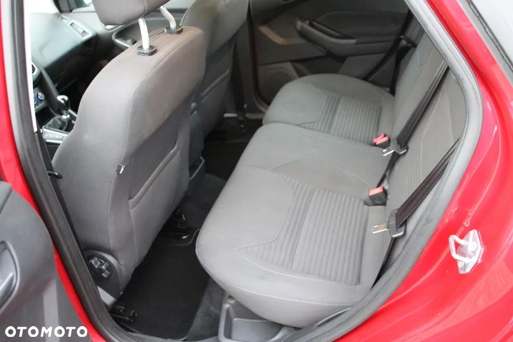 Ford Focus 1.0 EcoBoost Titanium - 25