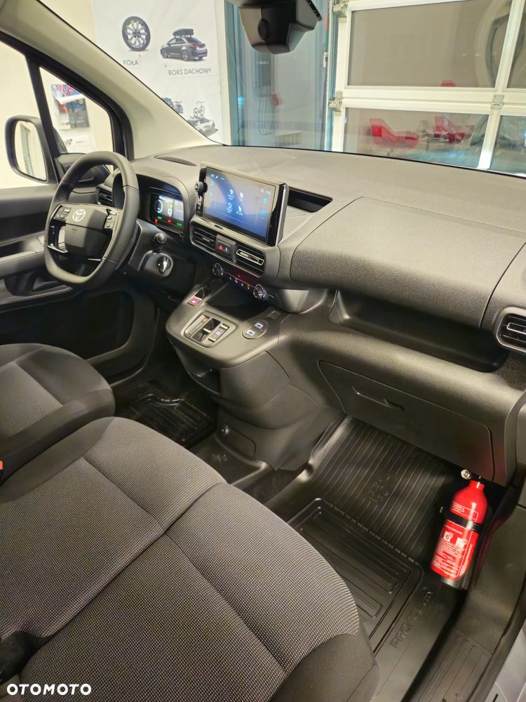Toyota Proace City - 11