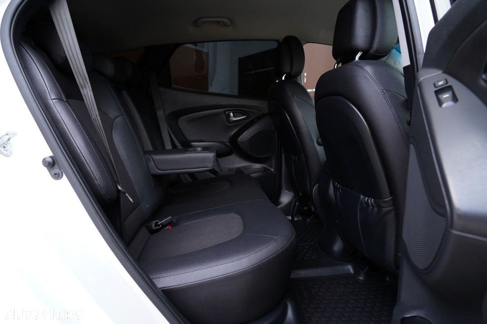 Hyundai ix35 2.0 CRDI 4WD Automatik Premium - 11