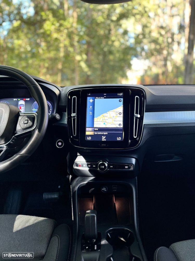 Volvo XC 40 - 25