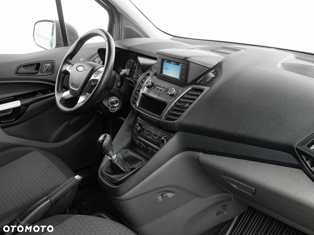 Ford Transit Connect - 28