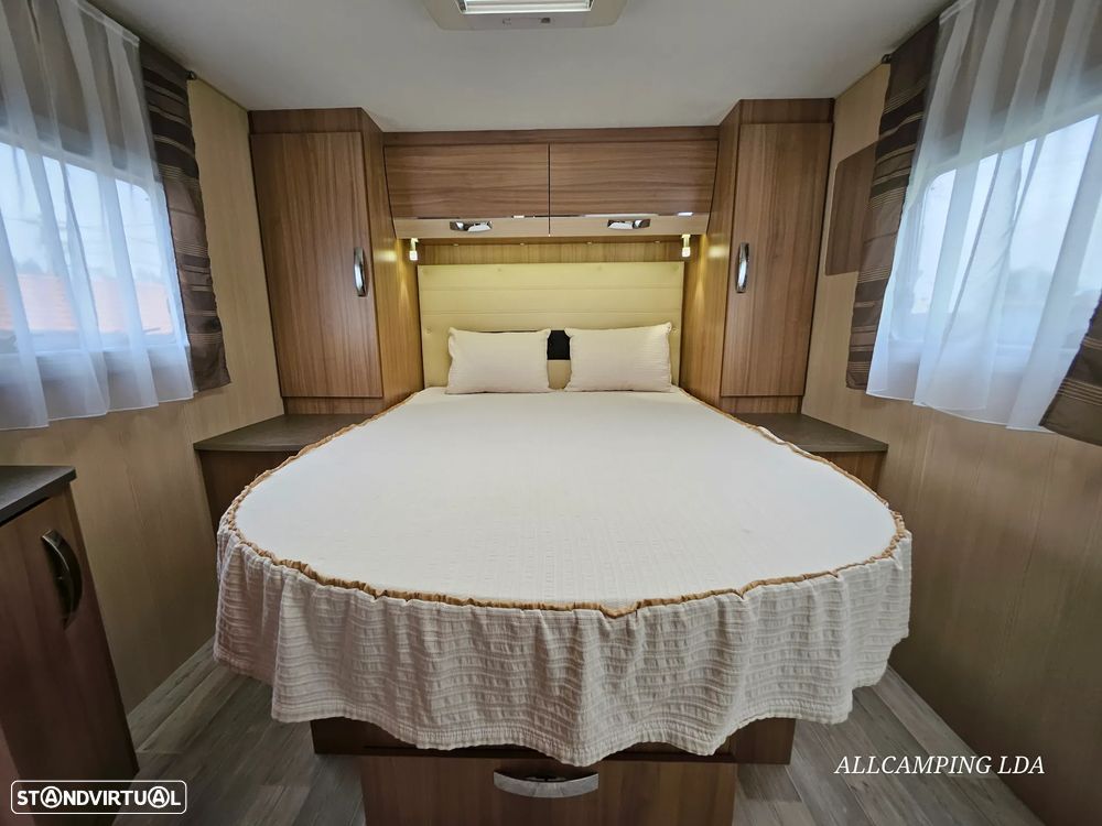 Pilote Aventura G740 CAMA CENTRAL/BASCULANTE - 31