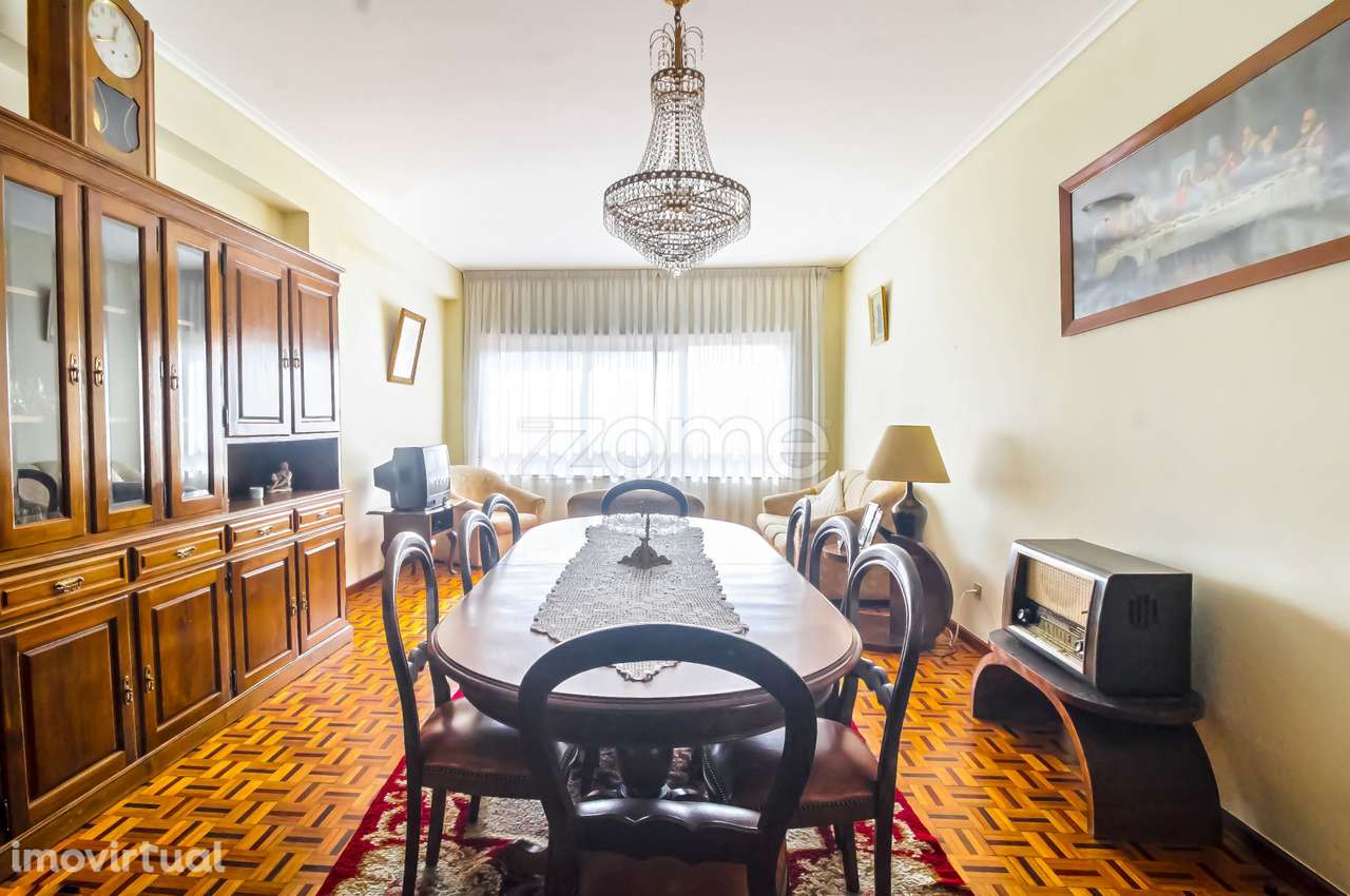 T3 Espaçoso e Cheio de Potencial no Coração Vibrante de Chaves! - Grande imagem: 2/34