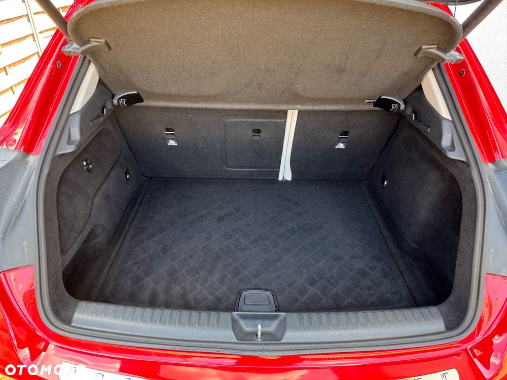 Mercedes-Benz GLA 250 4-Matic - 33