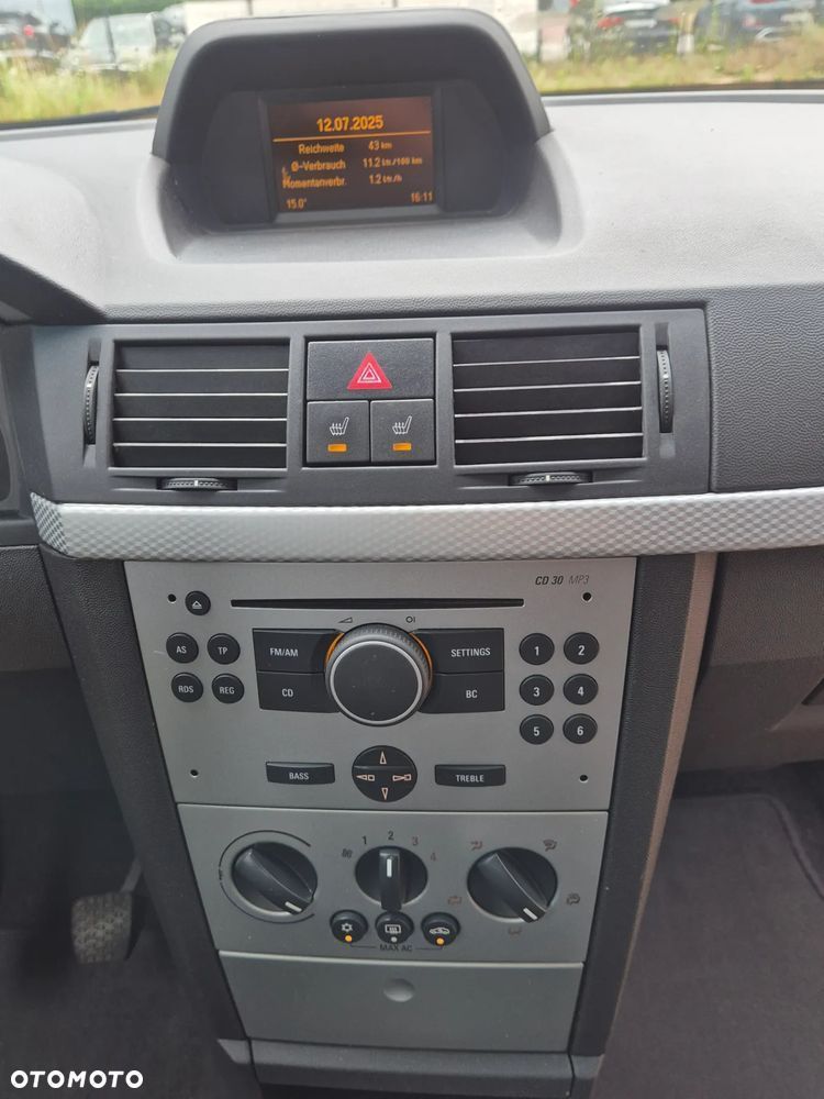 Opel Meriva 1.8 16V Innovation 110 Jahre - 9