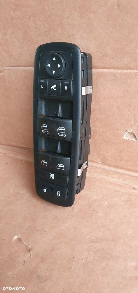 Panel szyb przełącznik lusterek Jeep Grand Cherokee WK2 68030826AC - 4