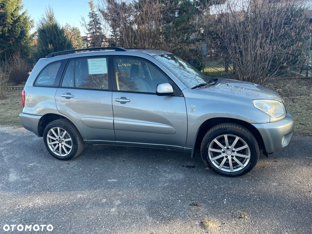 Toyota RAV4 2.0 D-4D Sol - 2