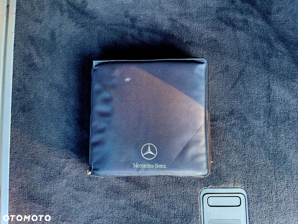 Mercedes-Benz Klasa E 320 CDI Elegance - 32