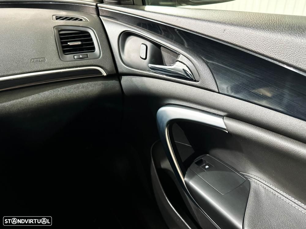 Opel Insignia - 33