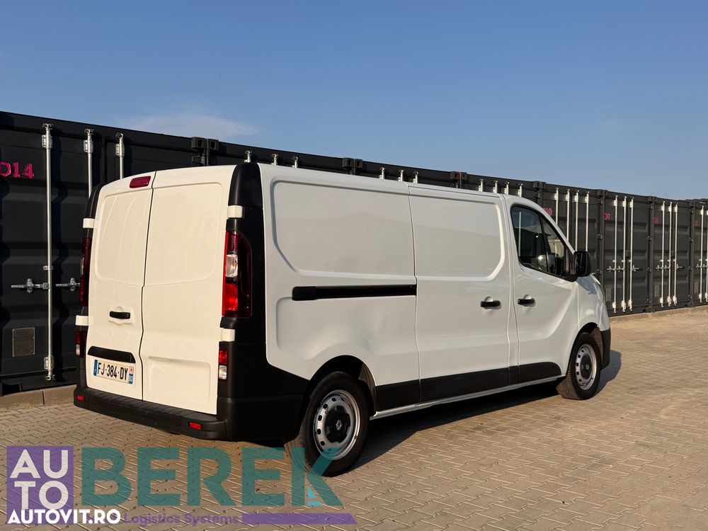 Renault Trafic - 12