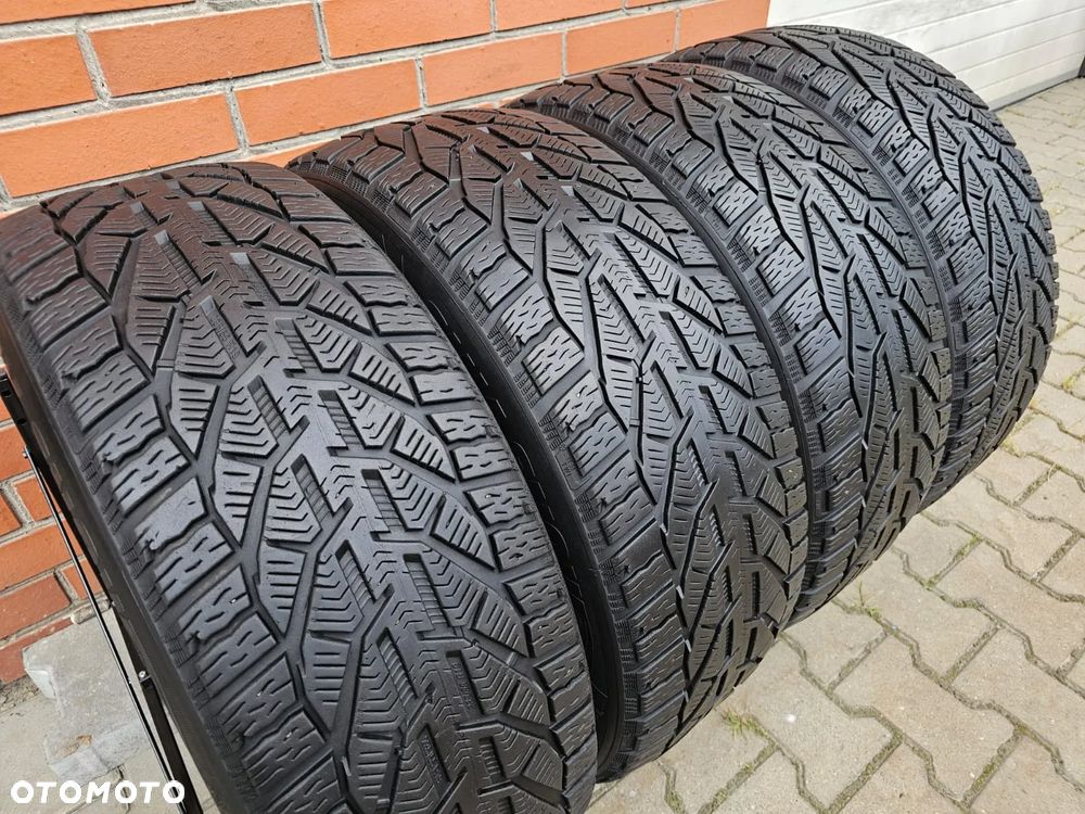 (K8) 235/55R19 105V XL 5,5mm 19r / Kormoran SuvSnow 4x4 - 1