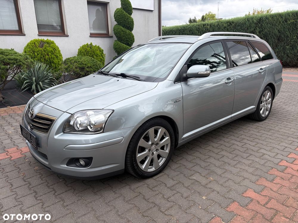 Toyota Avensis 2009 photo 4