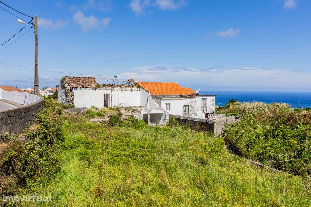 Moradia para recuperar - Grande imagem: 4/6