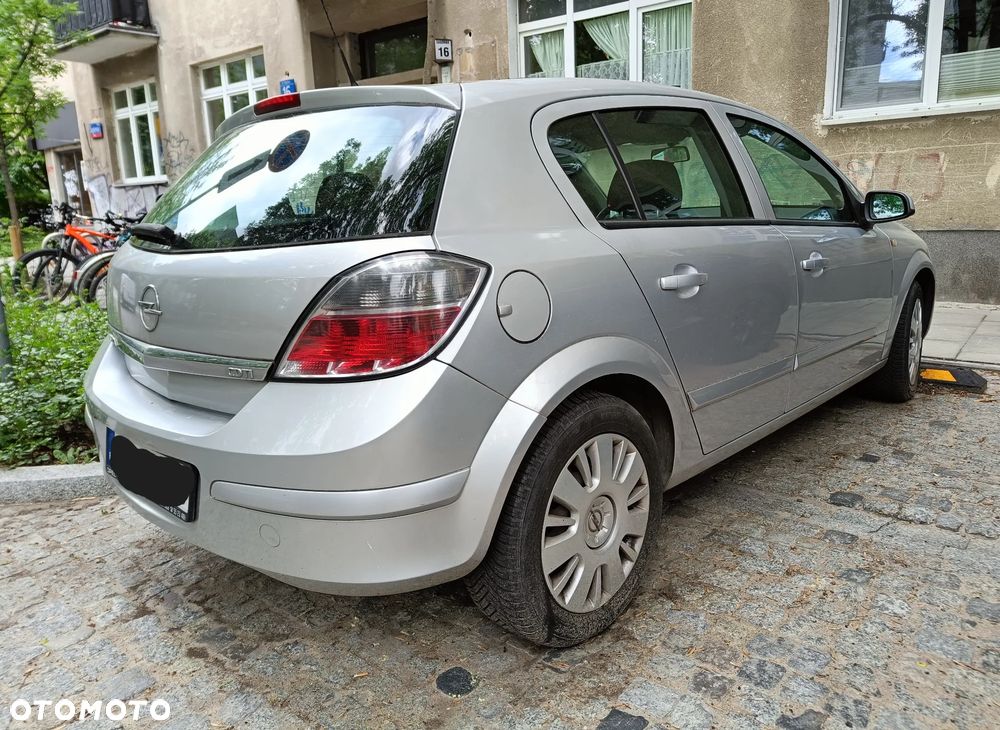 Opel Astra 1.3 CDTI Enjoy - 4