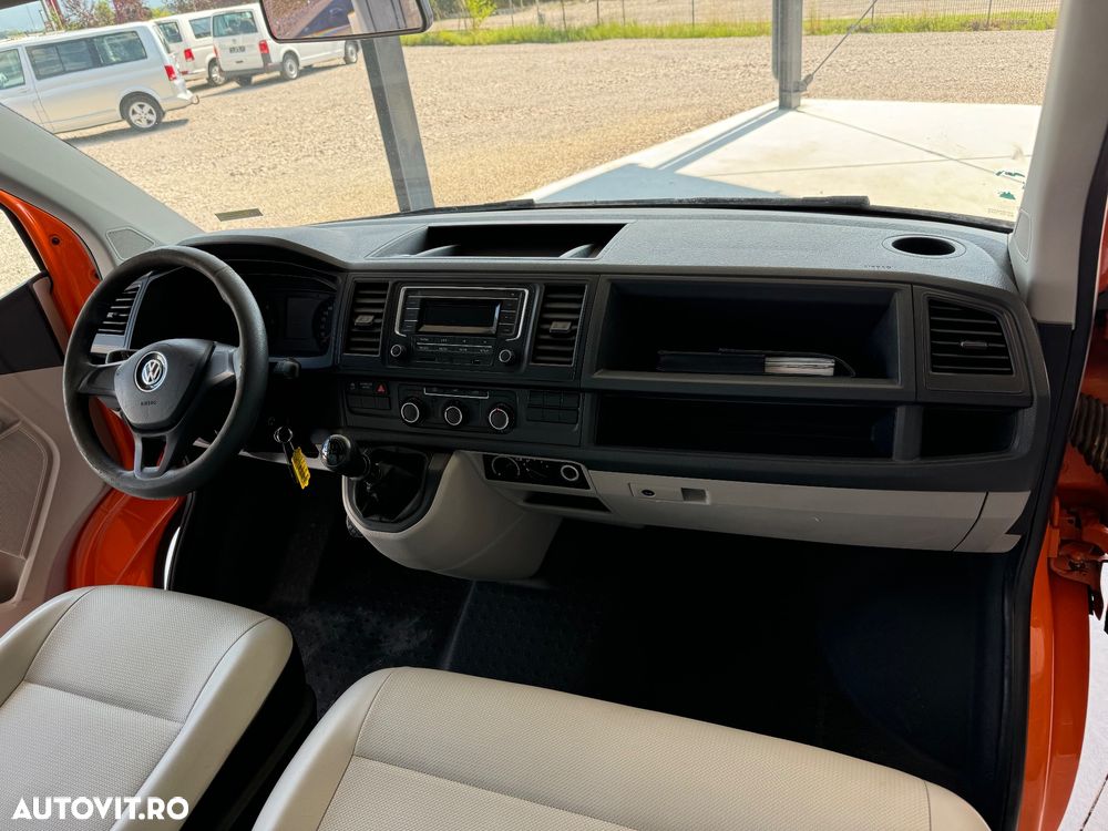 Volkswagen Transporter - 18