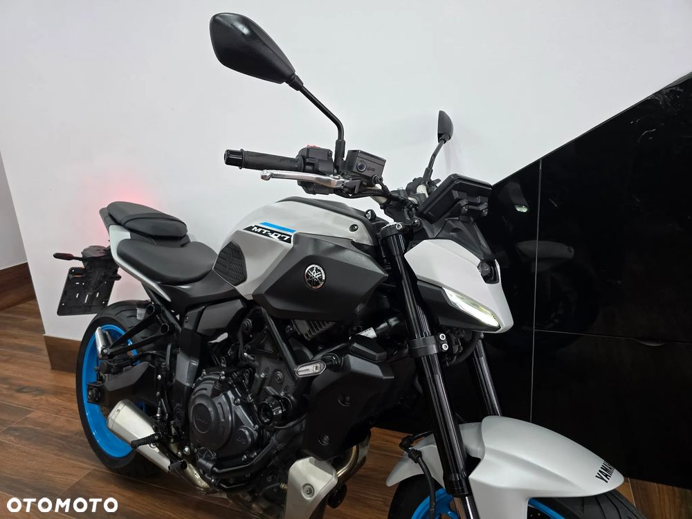Yamaha MT - 12