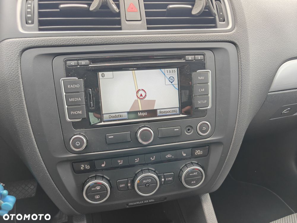 Volkswagen Jetta - 17